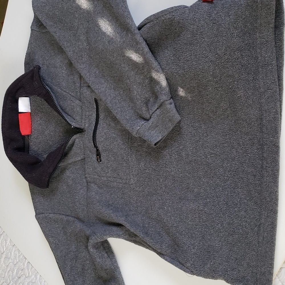 Sportrax Fleece Pullover Size 8
